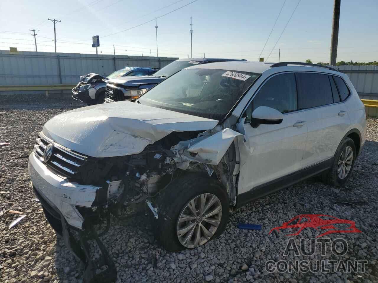 VOLKSWAGEN TIGUAN 2018 - 3VV3B7AX1JM056752