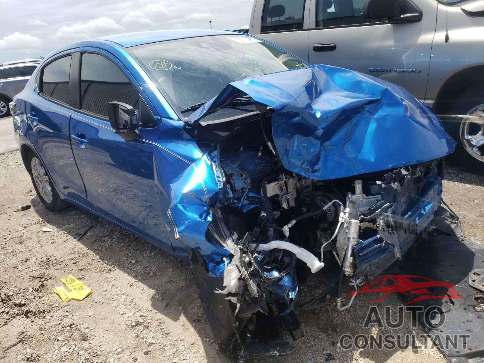 TOYOTA YARIS 2018 - 3MYDLBYV4JY319172