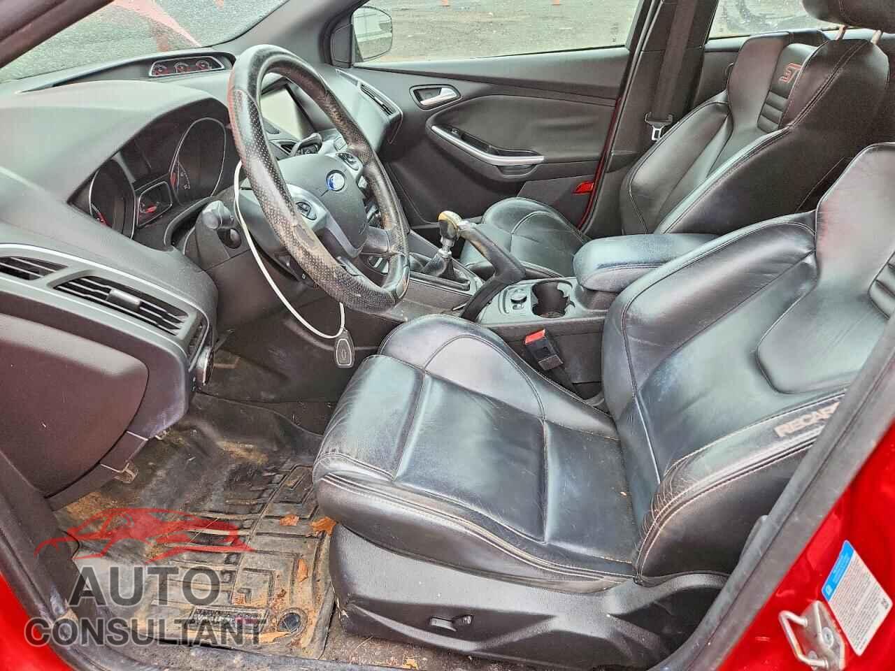FORD FOCUS 2014 - 1FADP3L90EL329334