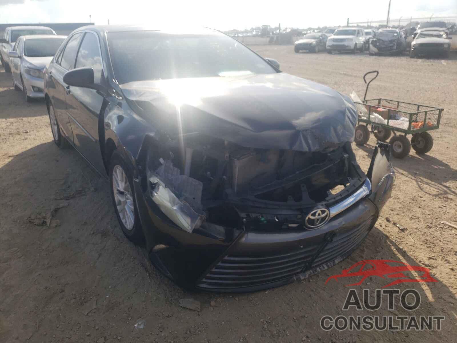 TOYOTA CAMRY 2016 - 4T4BF1FK1GR524154