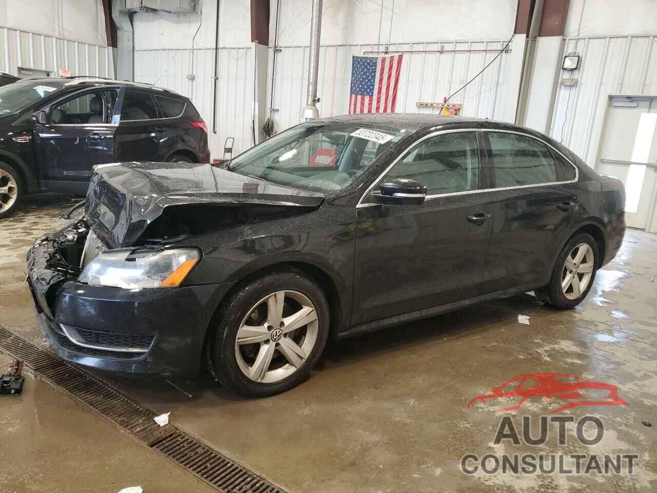 VOLKSWAGEN PASSAT 2013 - 1VWBP7A38DC048224