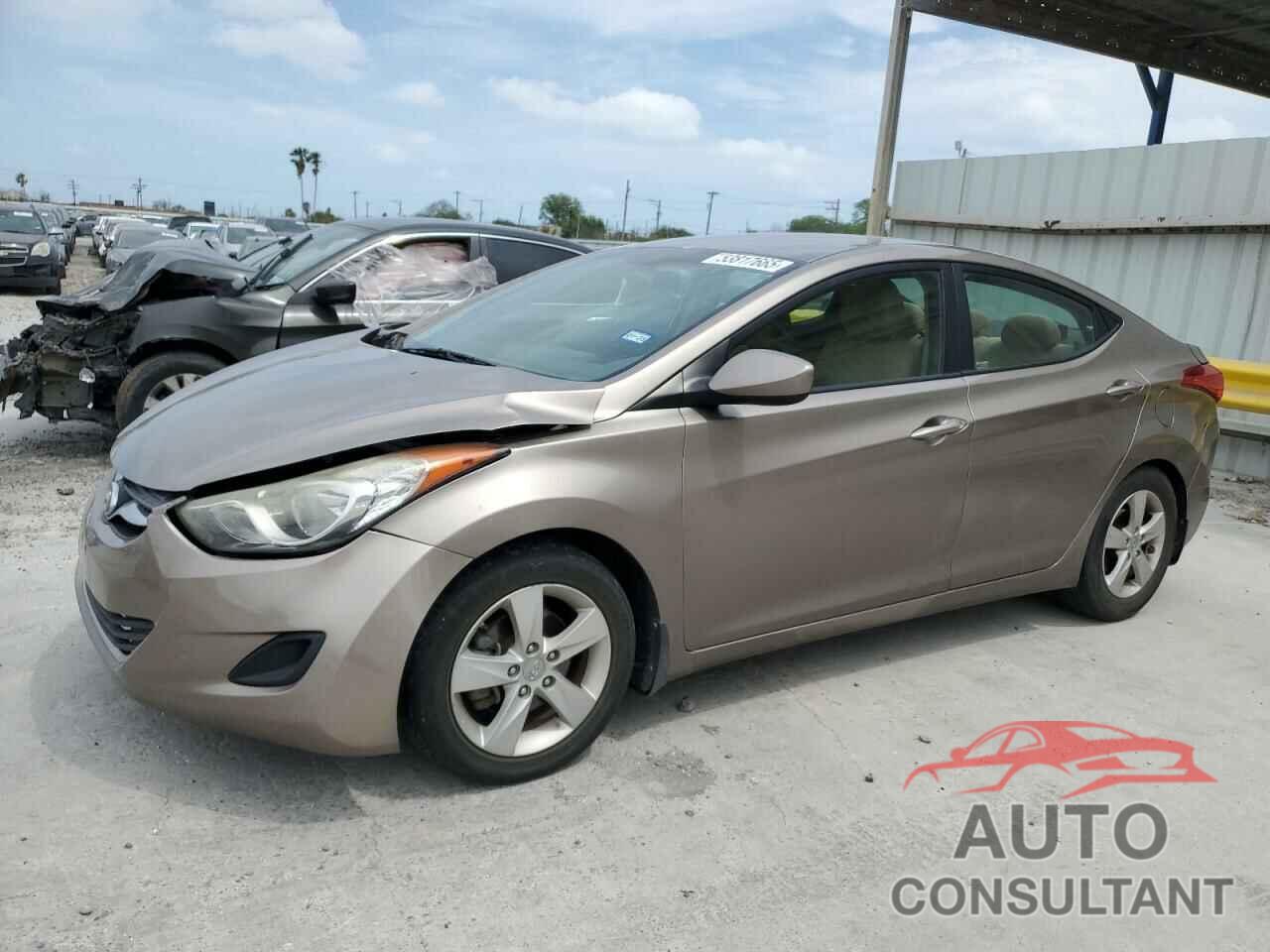 HYUNDAI ELANTRA 2013 - 5NPDH4AE4DH401751