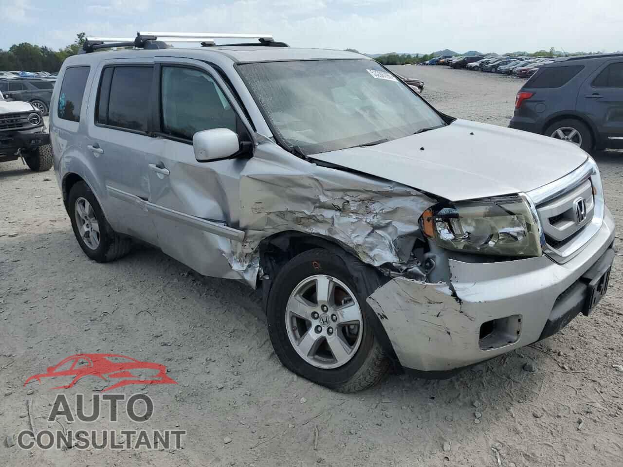 HONDA PILOT 2011 - 5FNYF3H50BB022071