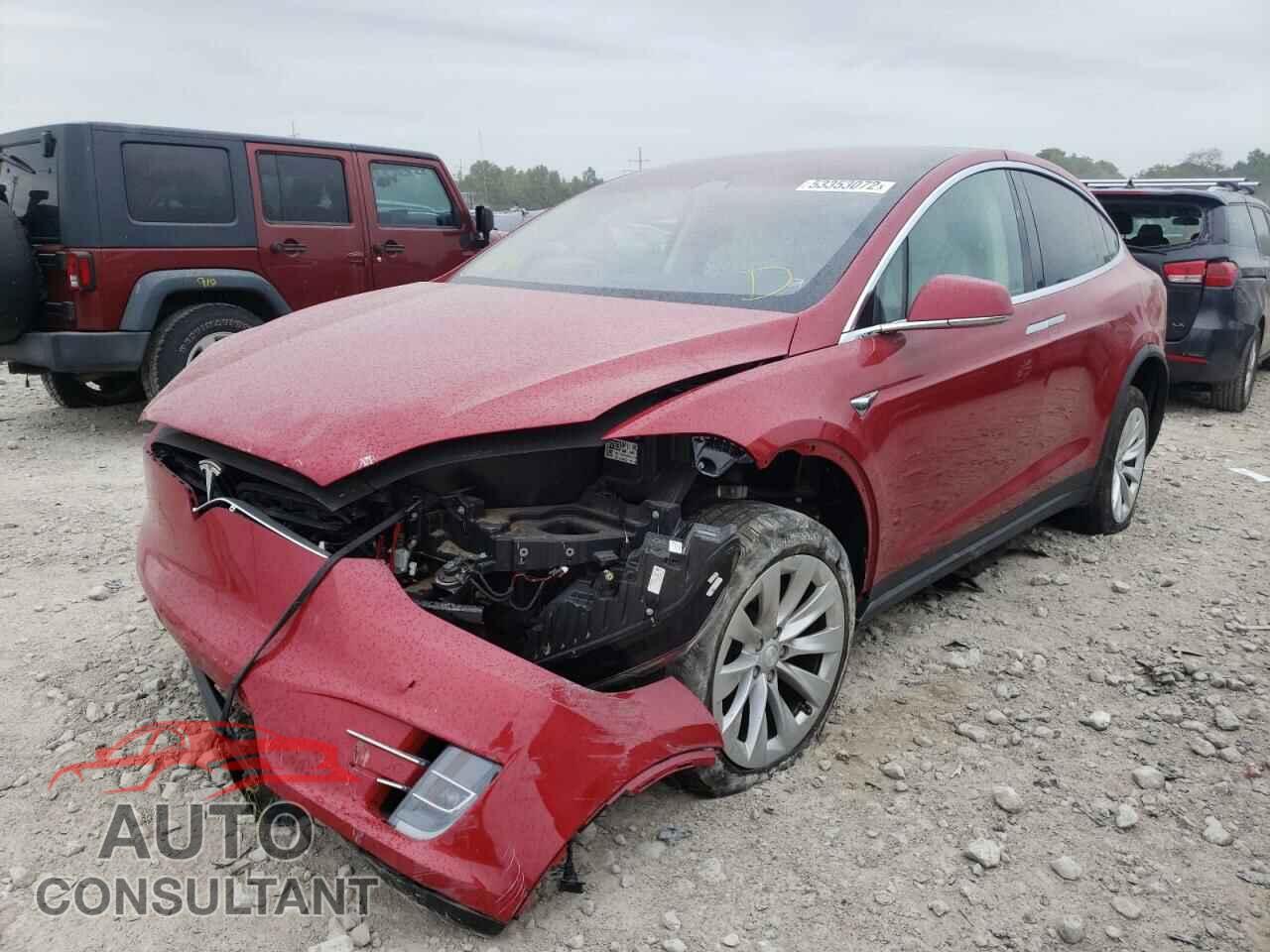 TESLA MODEL X 2018 - 5YJXCBE22JF121885