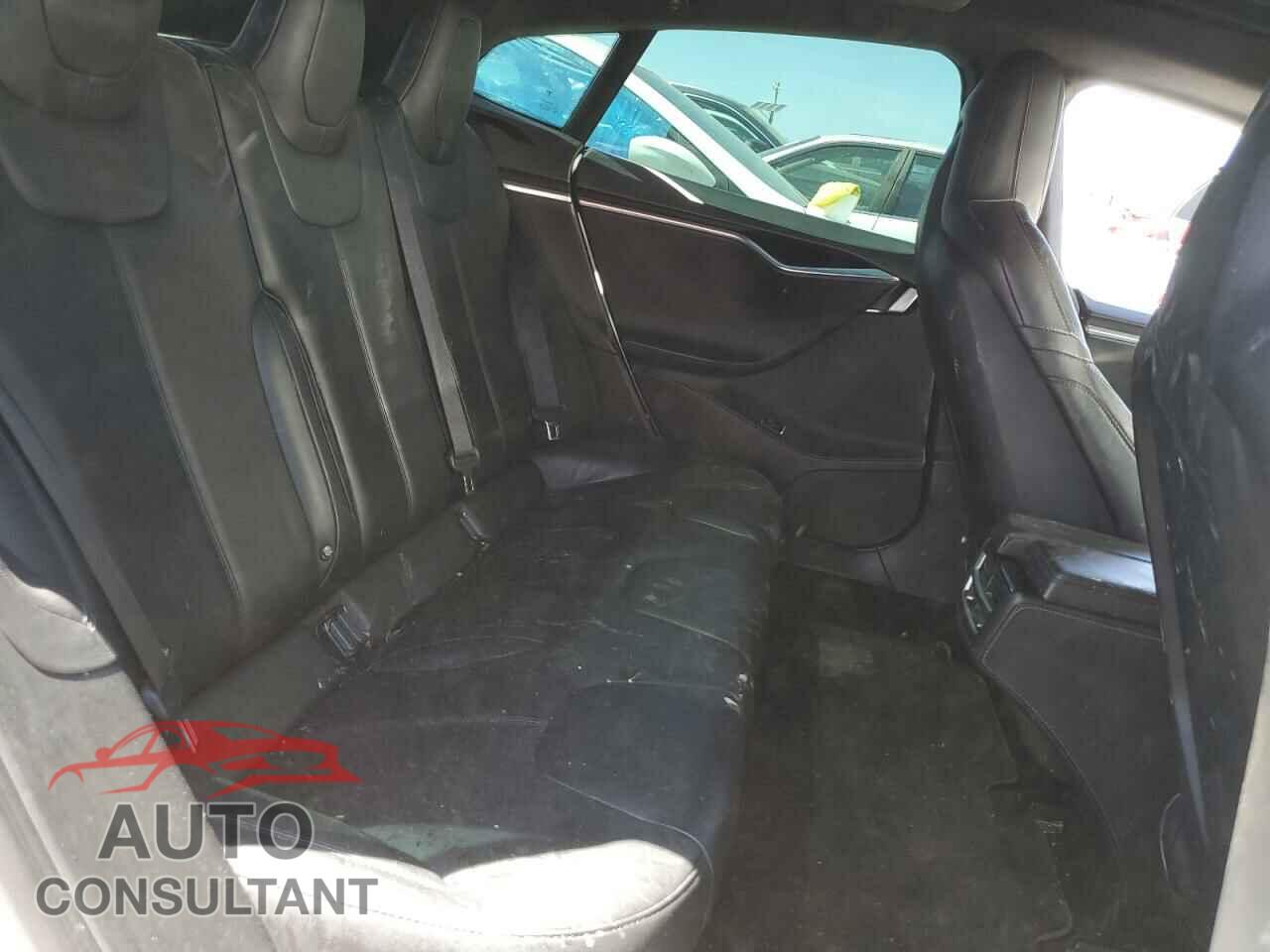 TESLA MODEL S 2016 - 5YJSA1E21GF131388