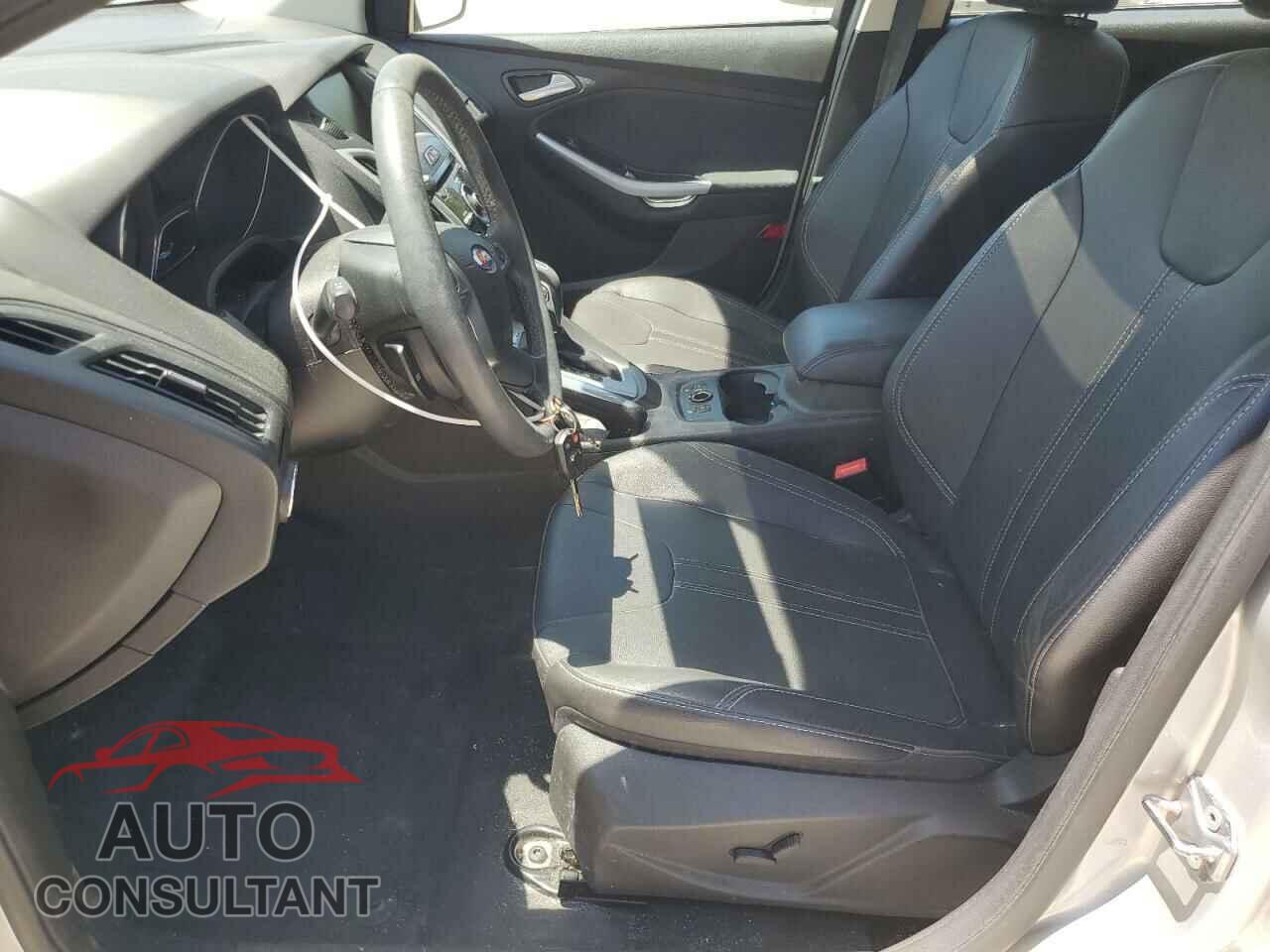 FORD FOCUS 2013 - 1FADP3K23DL114680