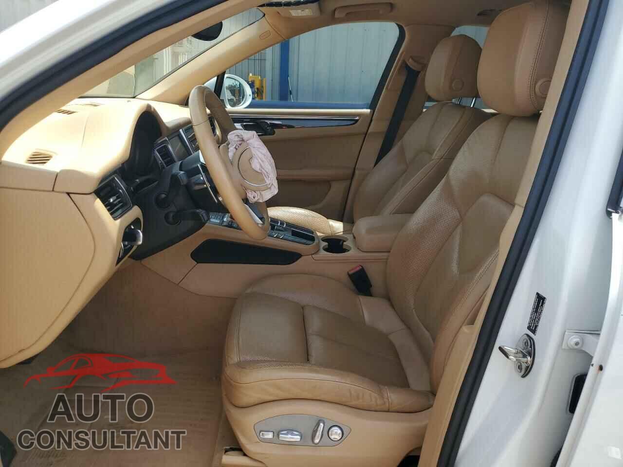 PORSCHE MACAN 2015 - WP1AB2A50FLB53004