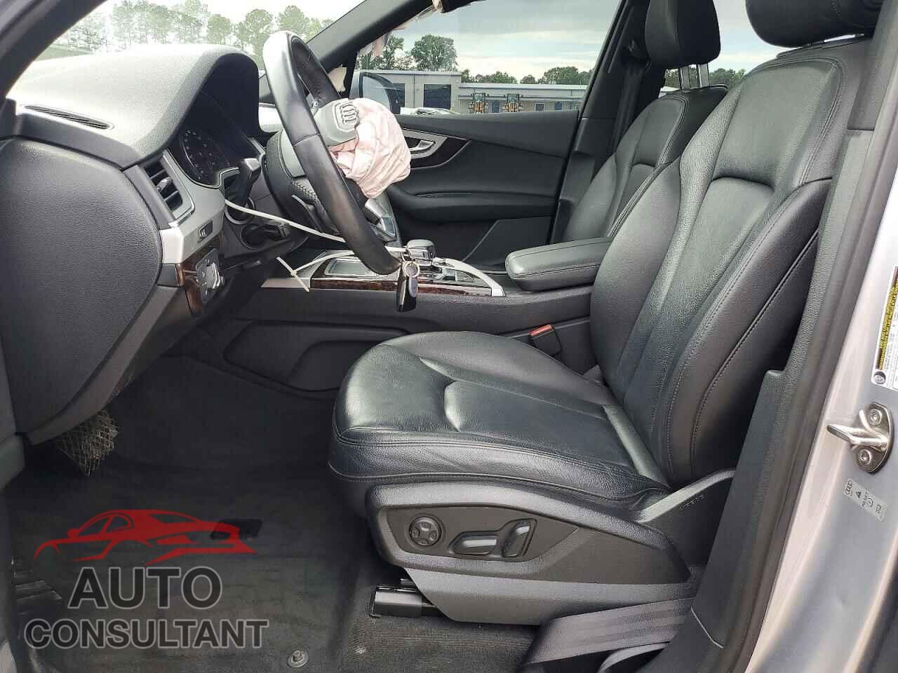 AUDI Q7 2018 - WA1AHAF70JD035861