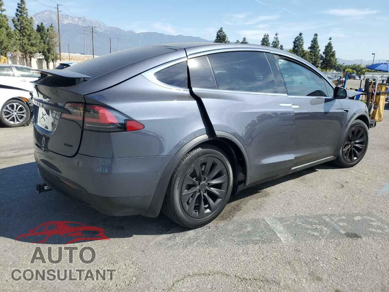 TESLA MODEL X 2018 - 5YJXCDE22JF104631