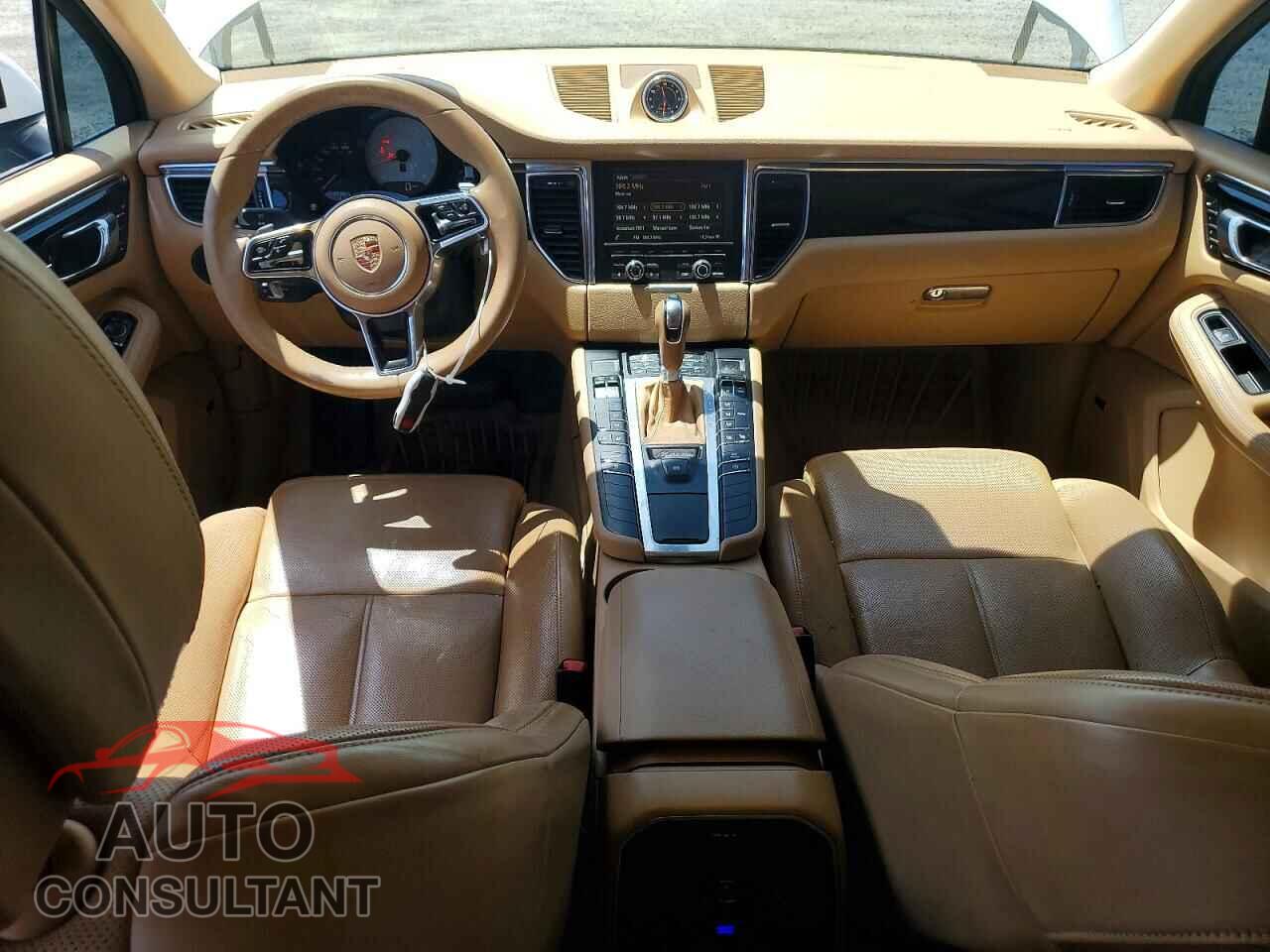 PORSCHE MACAN 2015 - WP1AB2A59FLB69640