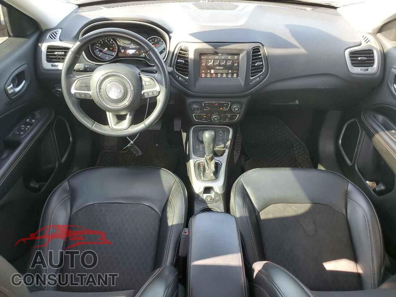 JEEP COMPASS 2020 - 3C4NJDBB1LT228931