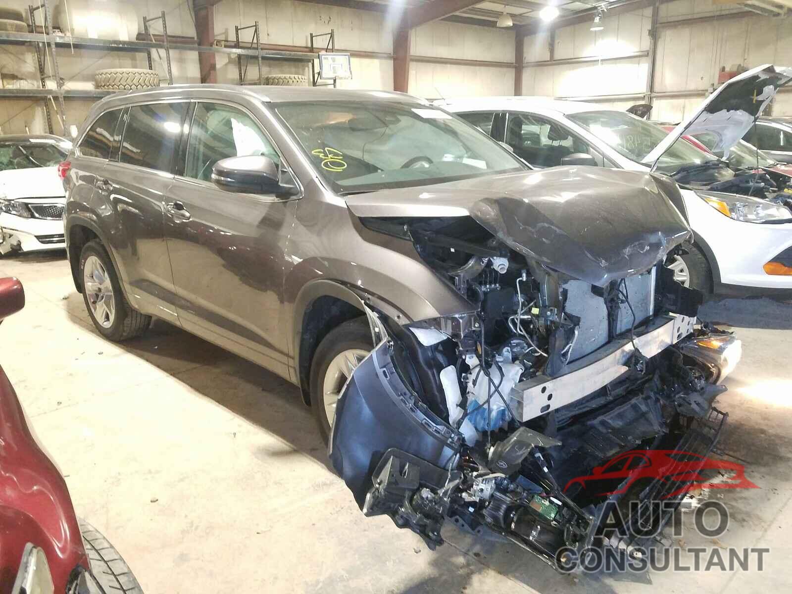TOYOTA HIGHLANDER 2019 - 5TDDZRFHXKS988851