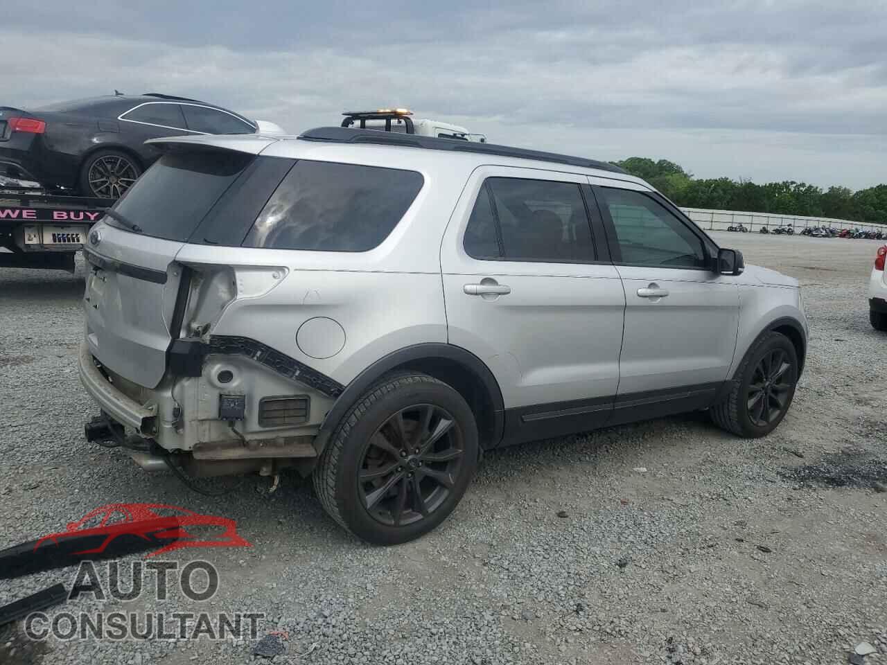FORD EXPLORER 2017 - 1FM5K7D83HGE22982
