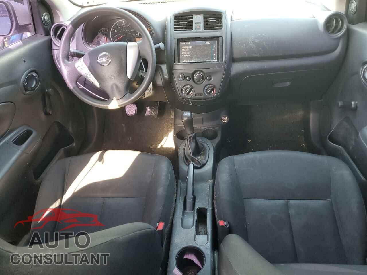 NISSAN VERSA 2017 - 3N1CN7AP3HL802031