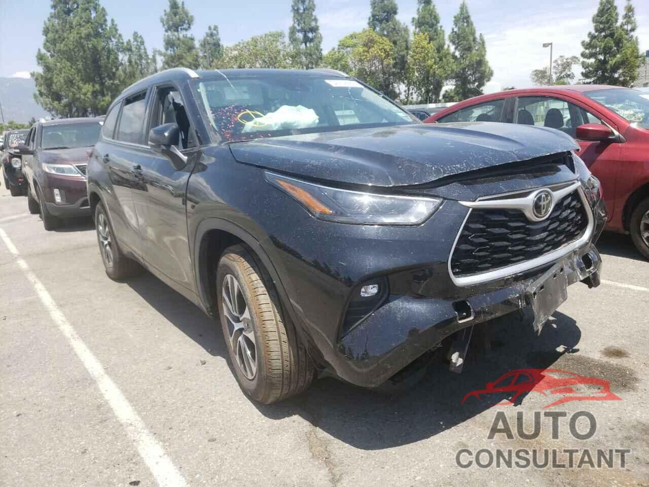 TOYOTA HIGHLANDER 2022 - 5TDGZRAH1NS542659
