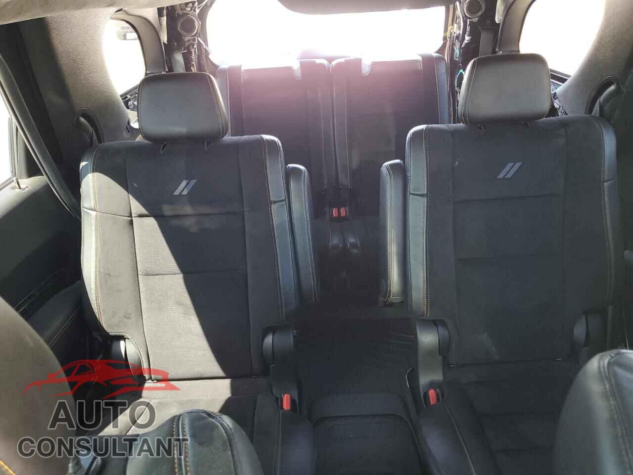 DODGE DURANGO 2023 - 1C4SDHCT4PC602166