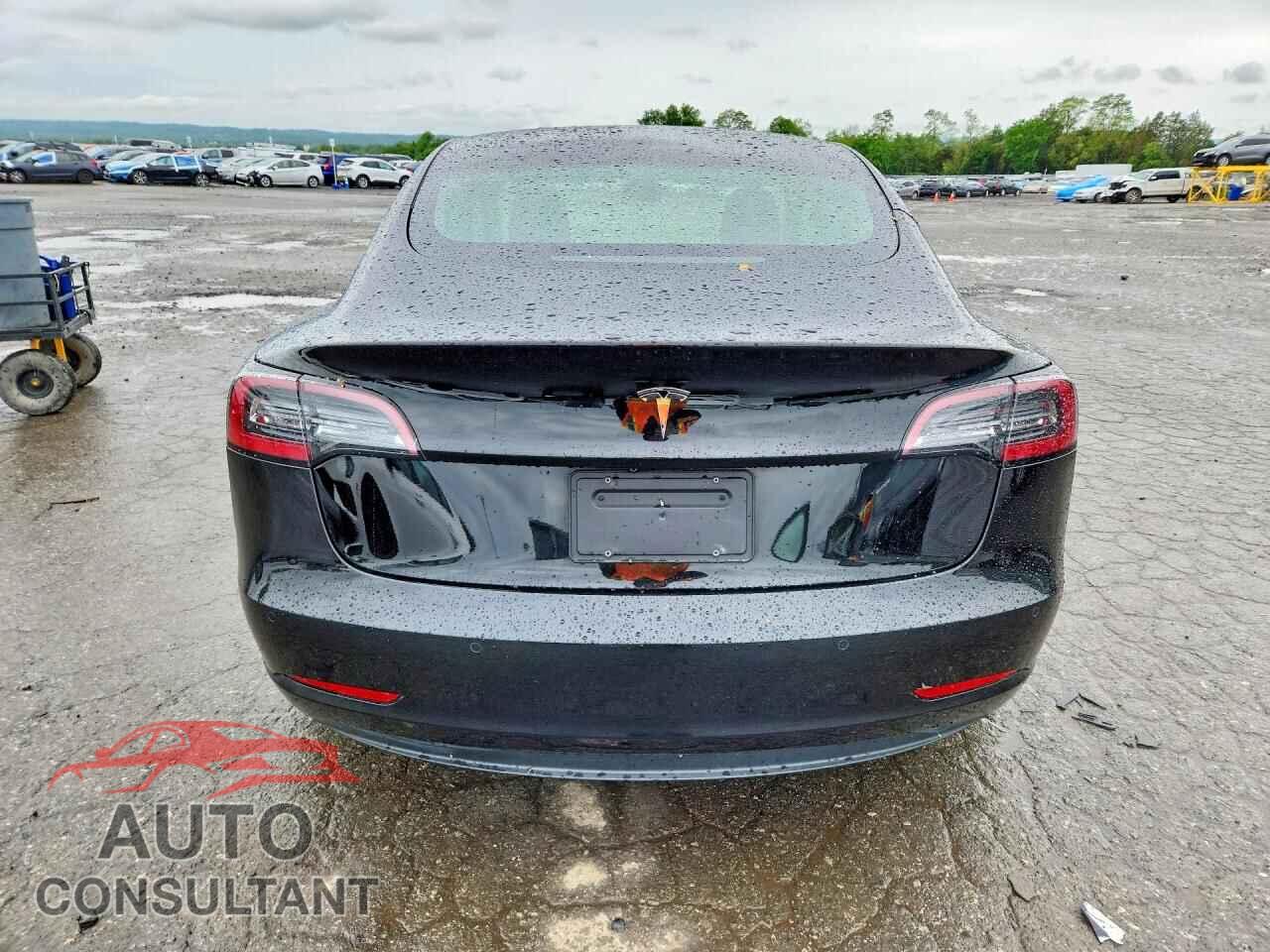 TESLA MODEL 3 2021 - 5YJ3E1EA4MF046038