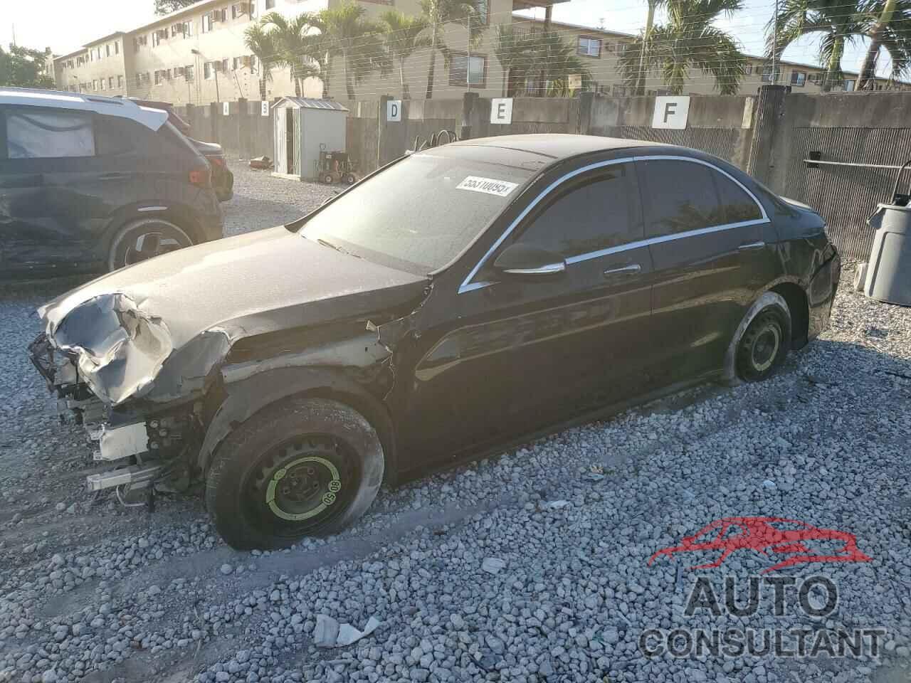 MERCEDES-BENZ C-CLASS 2015 - 55SWF4KB2FU009080