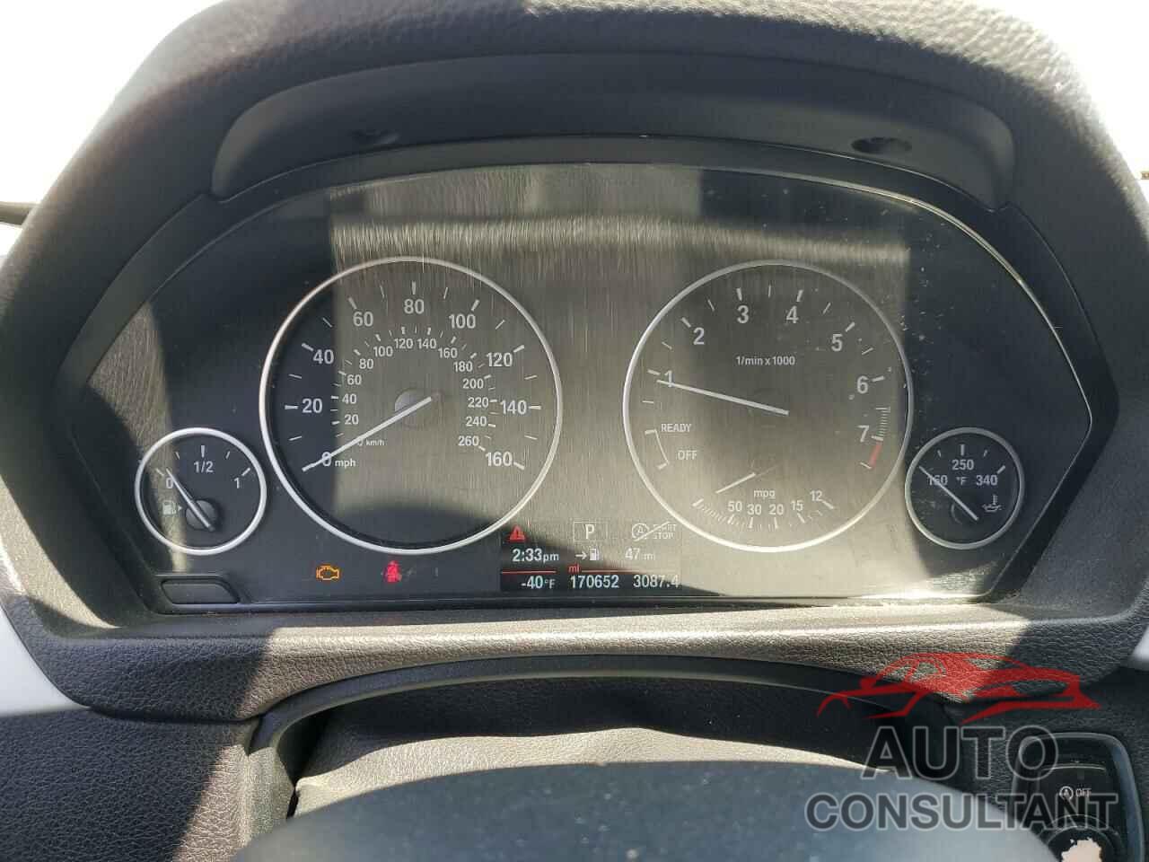 BMW 3 SERIES 2016 - WBA8E1G59GNU10110