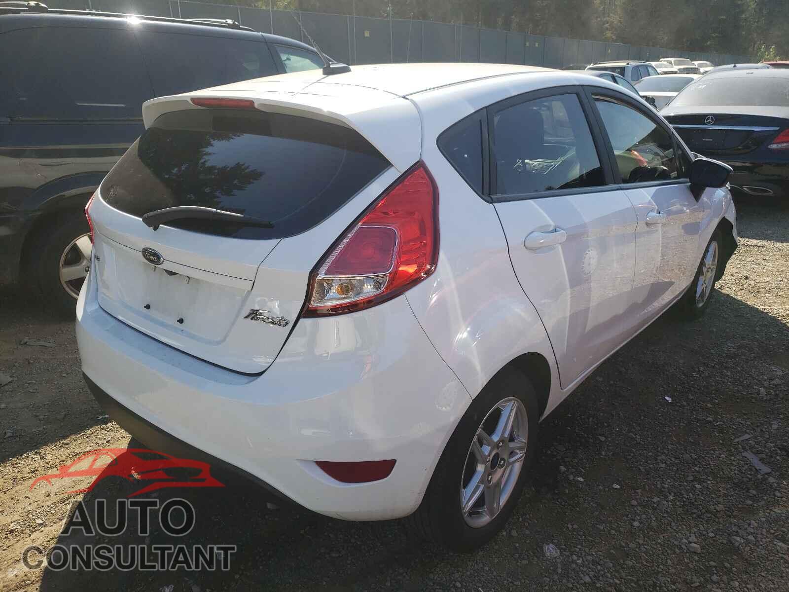 FORD FIESTA 2019 - 3FADP4EJ8KM152829