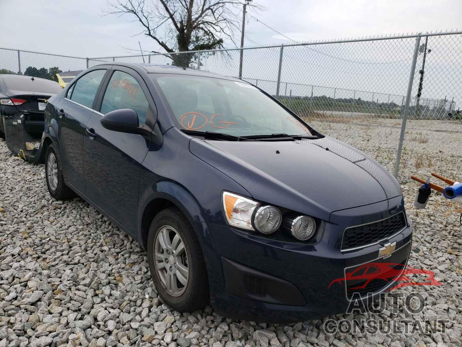 CHEVROLET SONIC 2016 - 1G1JC5SH5G4183032