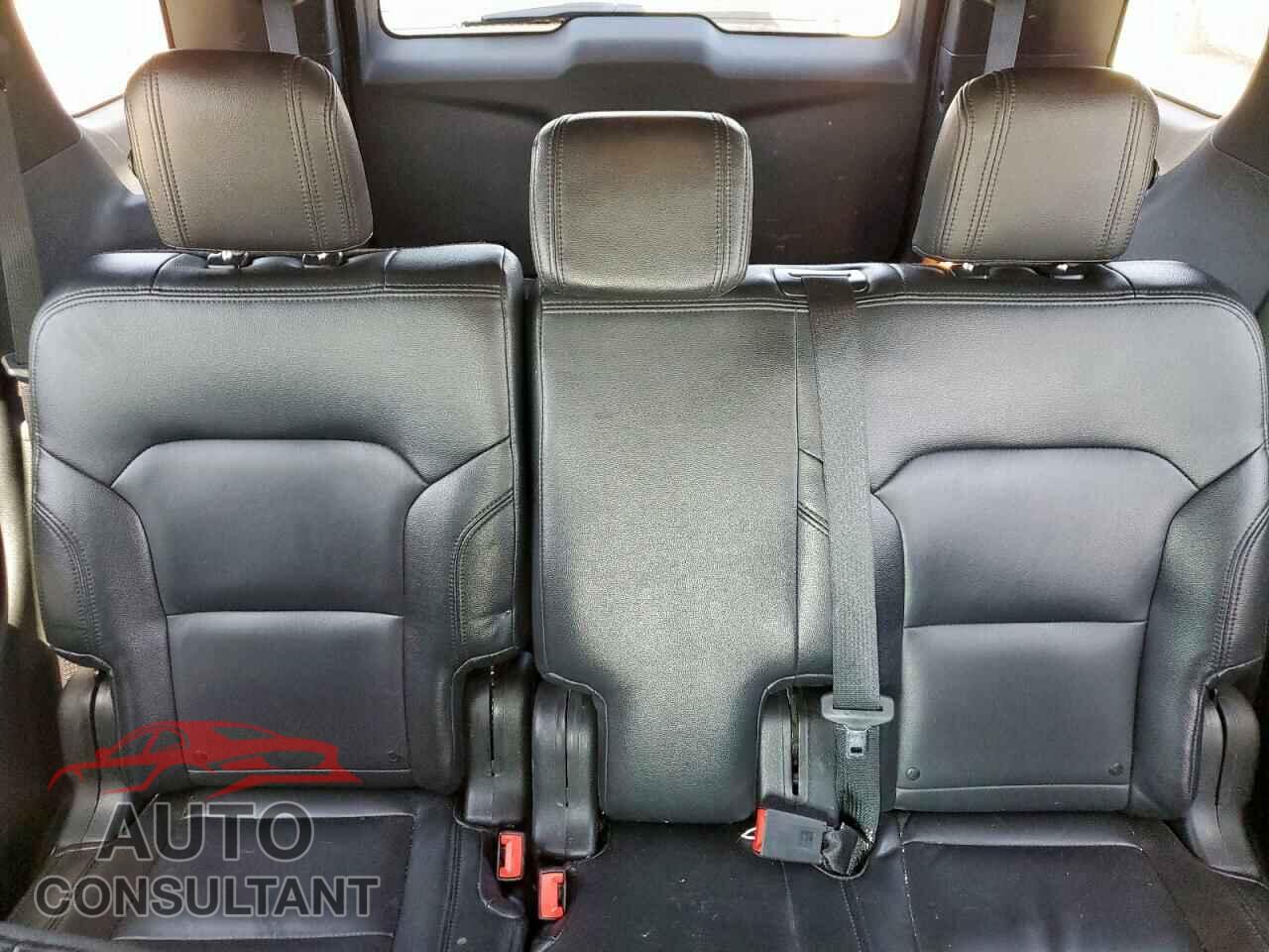 FORD EXPLORER 2018 - 1FM5K7D88JGB07875