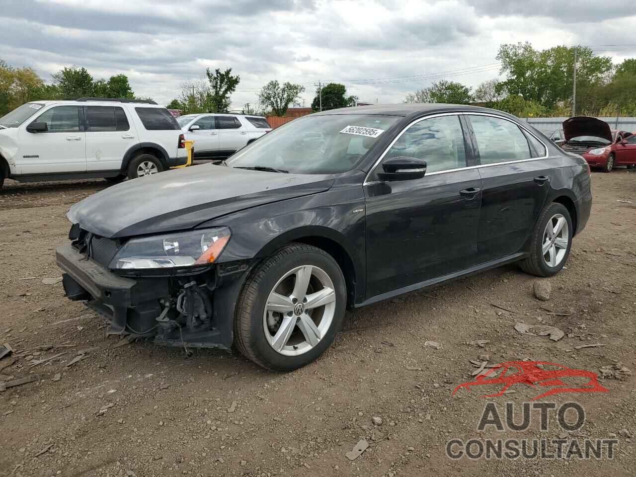 VOLKSWAGEN PASSAT 2015 - 1VWAT7A32FC102742