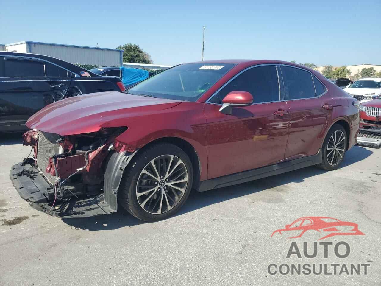 TOYOTA CAMRY 2018 - 4T1B11HK9JU611071