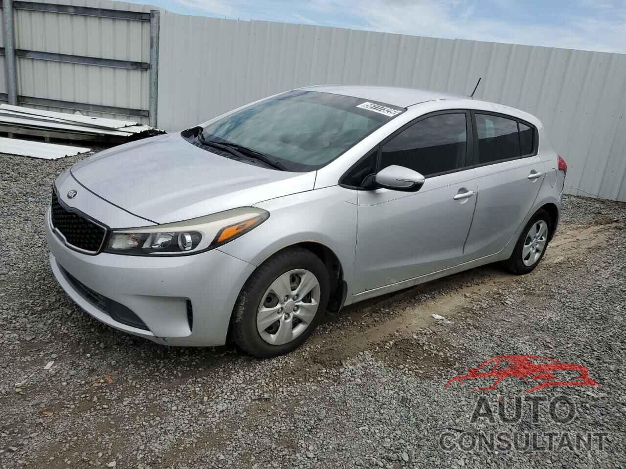 KIA FORTE 2017 - KNAFK5A89H5687318