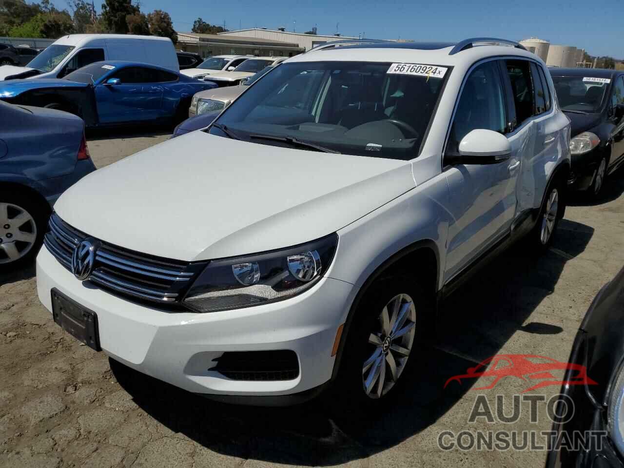 VOLKSWAGEN TIGUAN 2017 - WVGSV7AX9HW511063