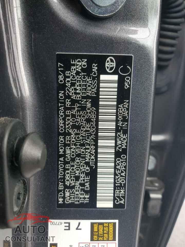 TOYOTA PRIUS 2017 - JTDKARFP7H3044859
