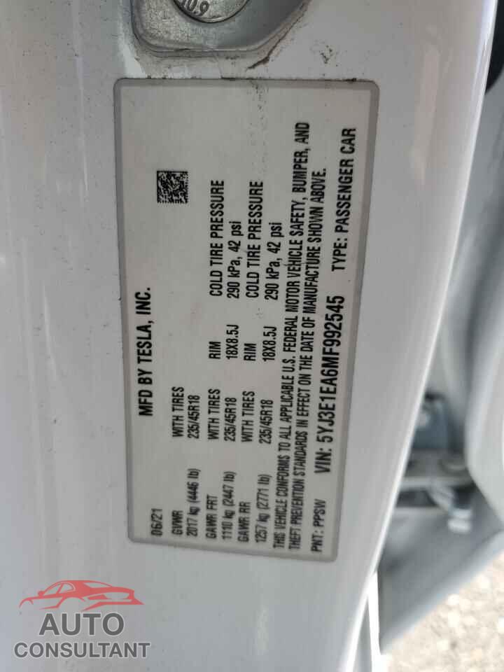 TESLA MODEL 3 2021 - 5YJ3E1EA6MF992545
