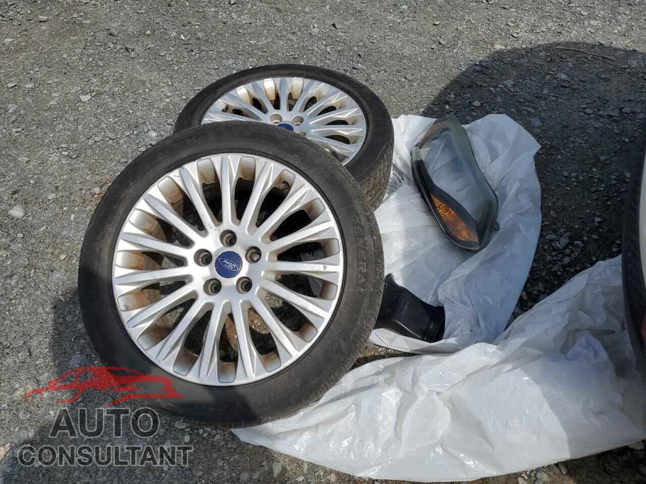 FORD FOCUS 2012 - 1FAHP3J2XCL401497
