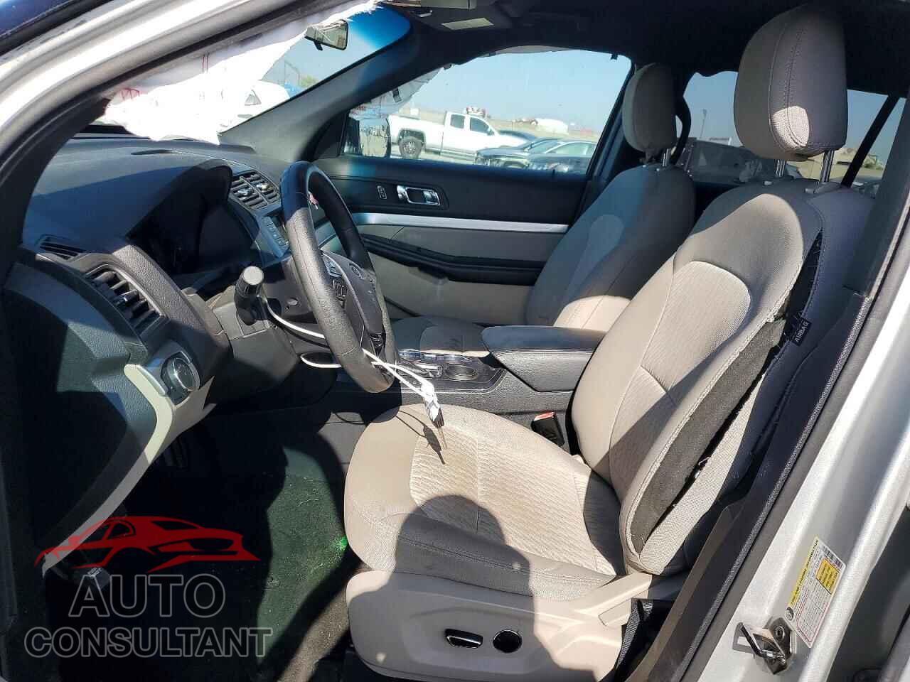 FORD EXPLORER 2018 - 1FM5K7B87JGB18160