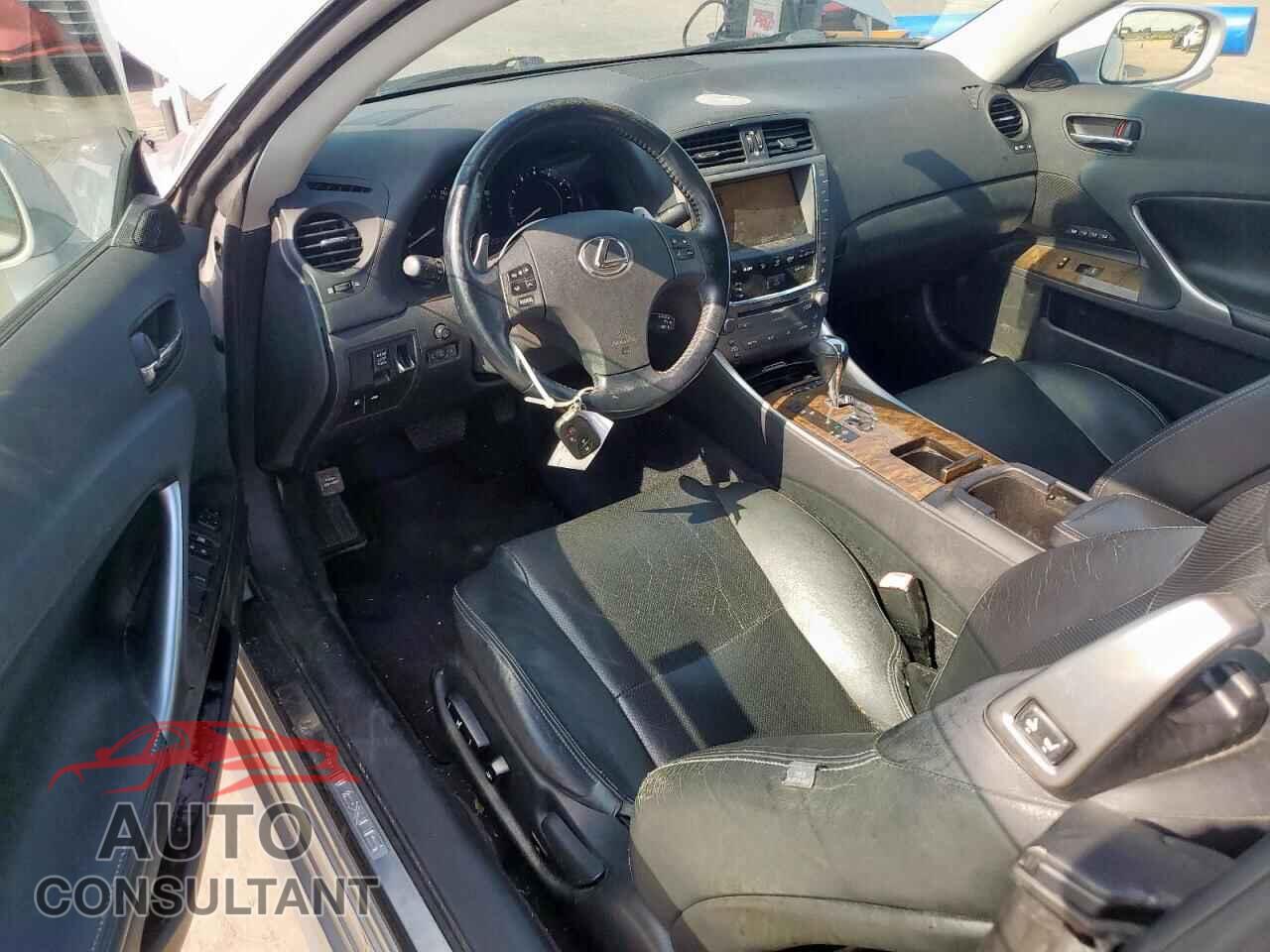 LEXUS IS 2010 - JTHFE2C2XA2502507