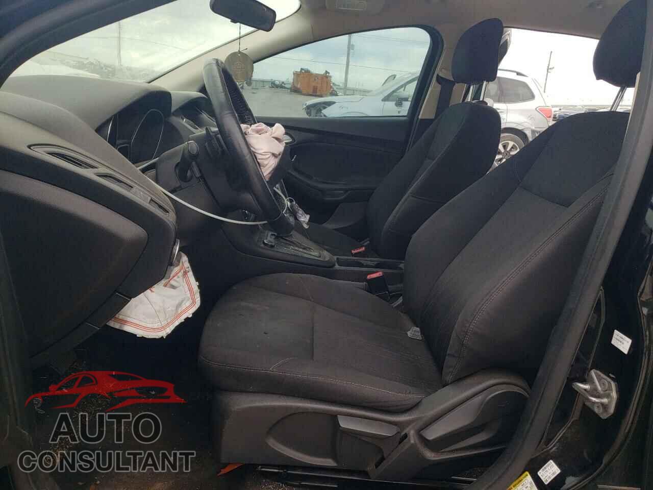 FORD FOCUS 2016 - 1FADP3F21GL393559