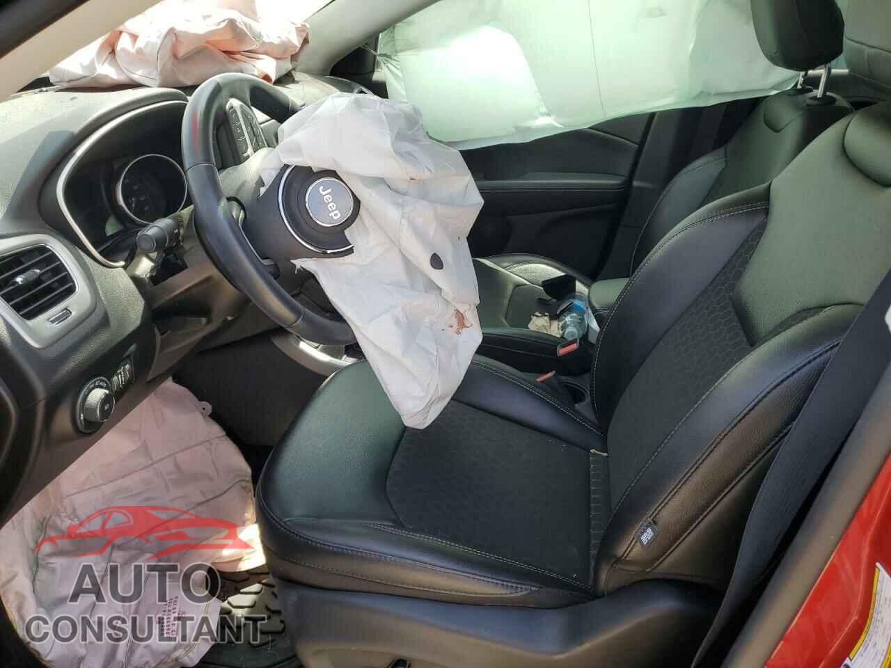 JEEP COMPASS 2020 - 3C4NJCBB1LT135997