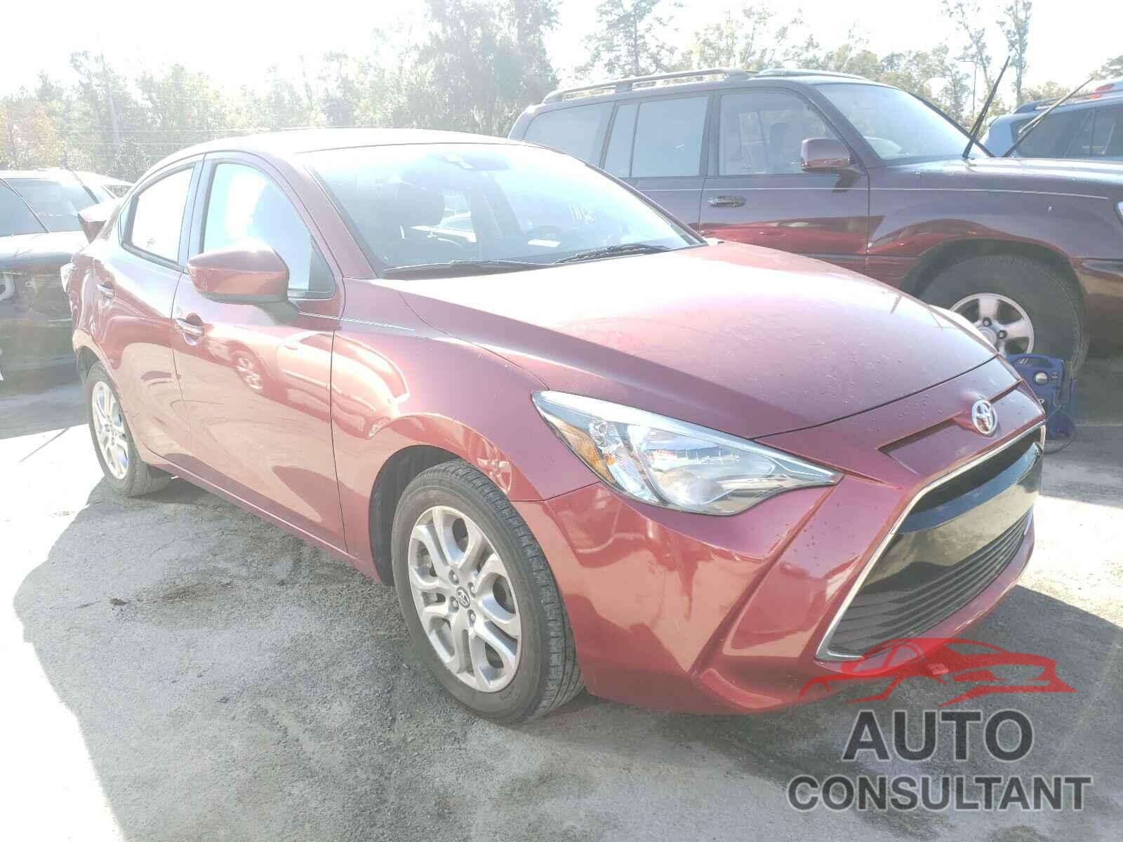 TOYOTA YARIS 2017 - 3MYDLBYV8HY183901