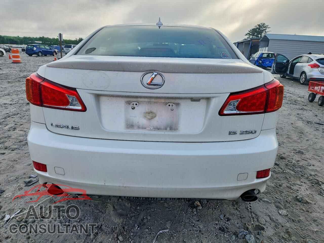 LEXUS IS 2010 - JTHBF5C20A2097285
