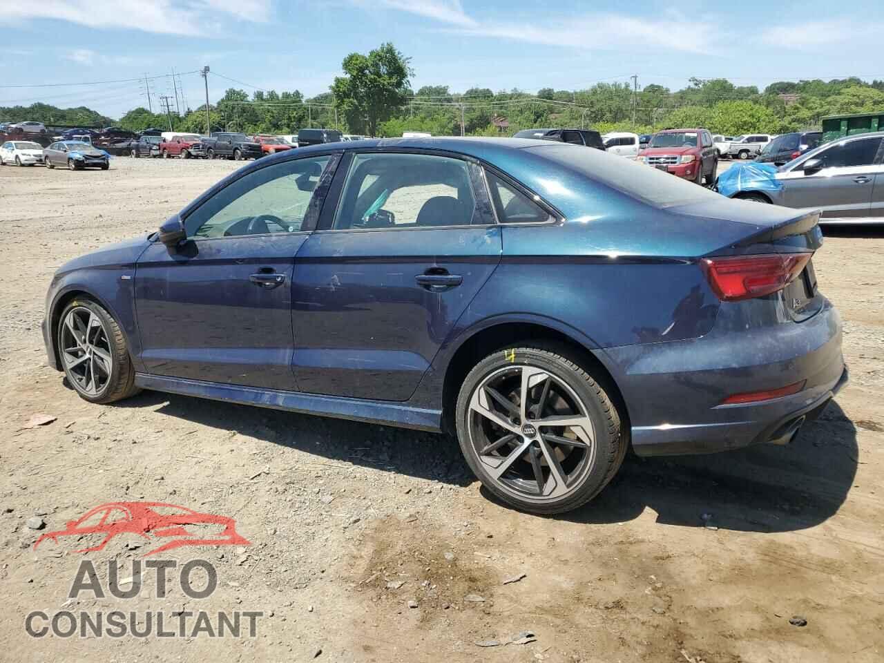 AUDI A3 2020 - WAUBEGFF8LA101023