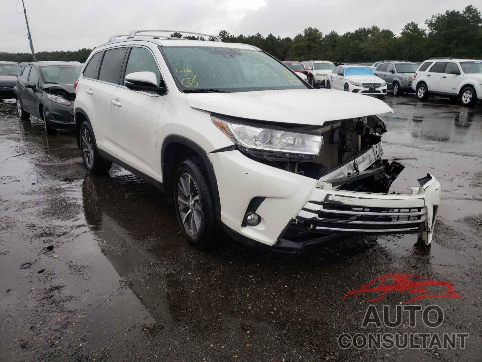 TOYOTA HIGHLANDER 2019 - 5TDJZRFH0KS600805