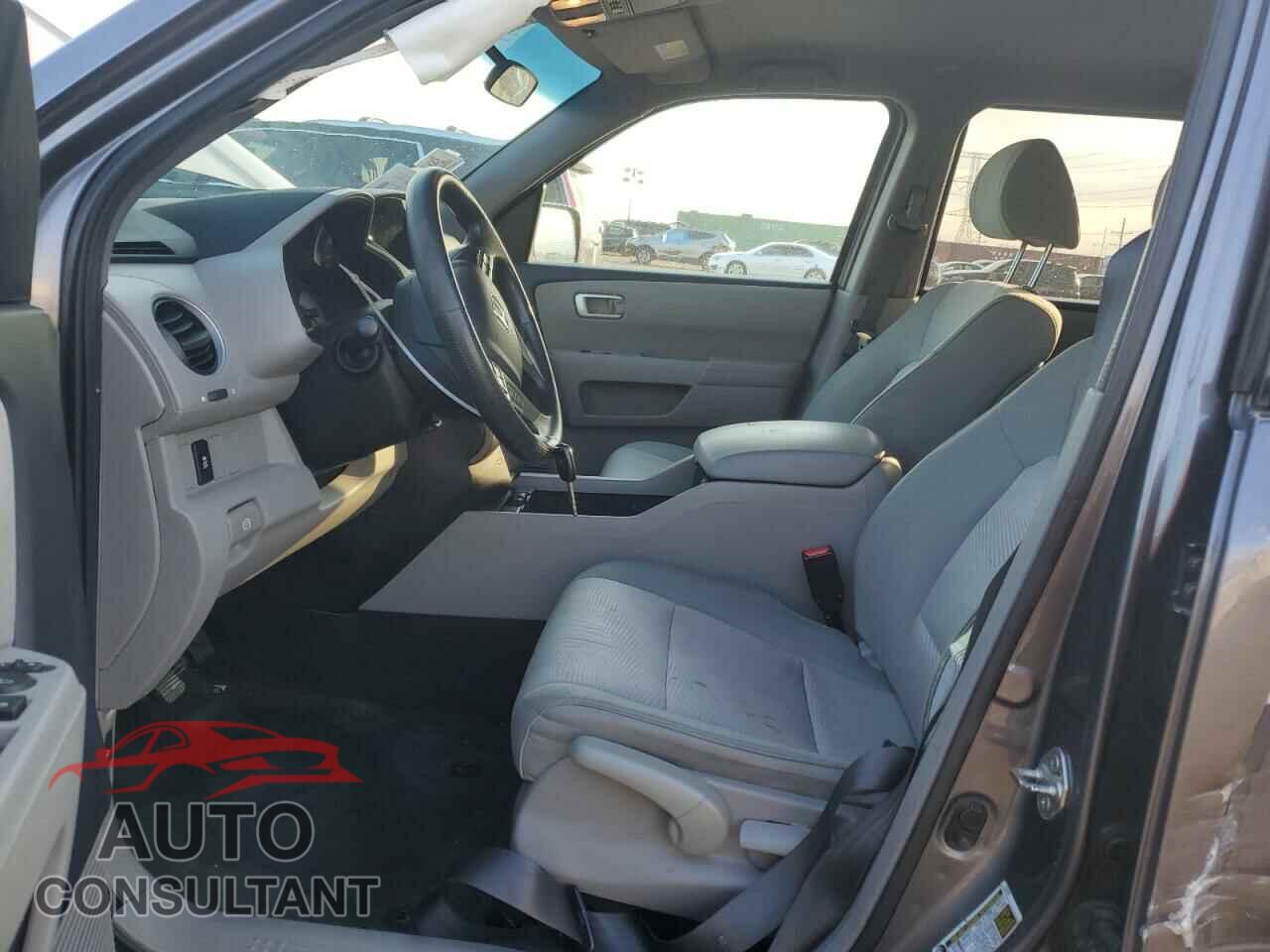 HONDA PILOT 2014 - 5FNYF4H21EB012004