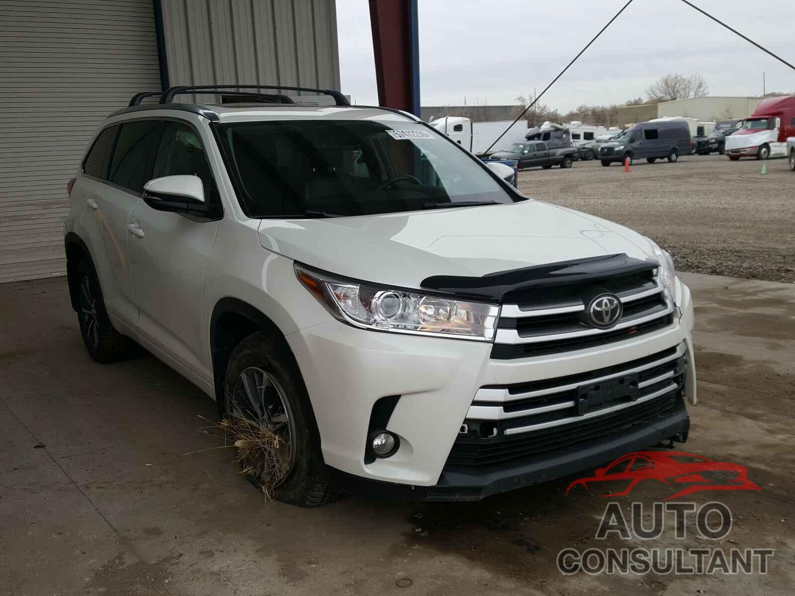 TOYOTA HIGHLANDER 2017 - 5TDJZRFH4HS419585