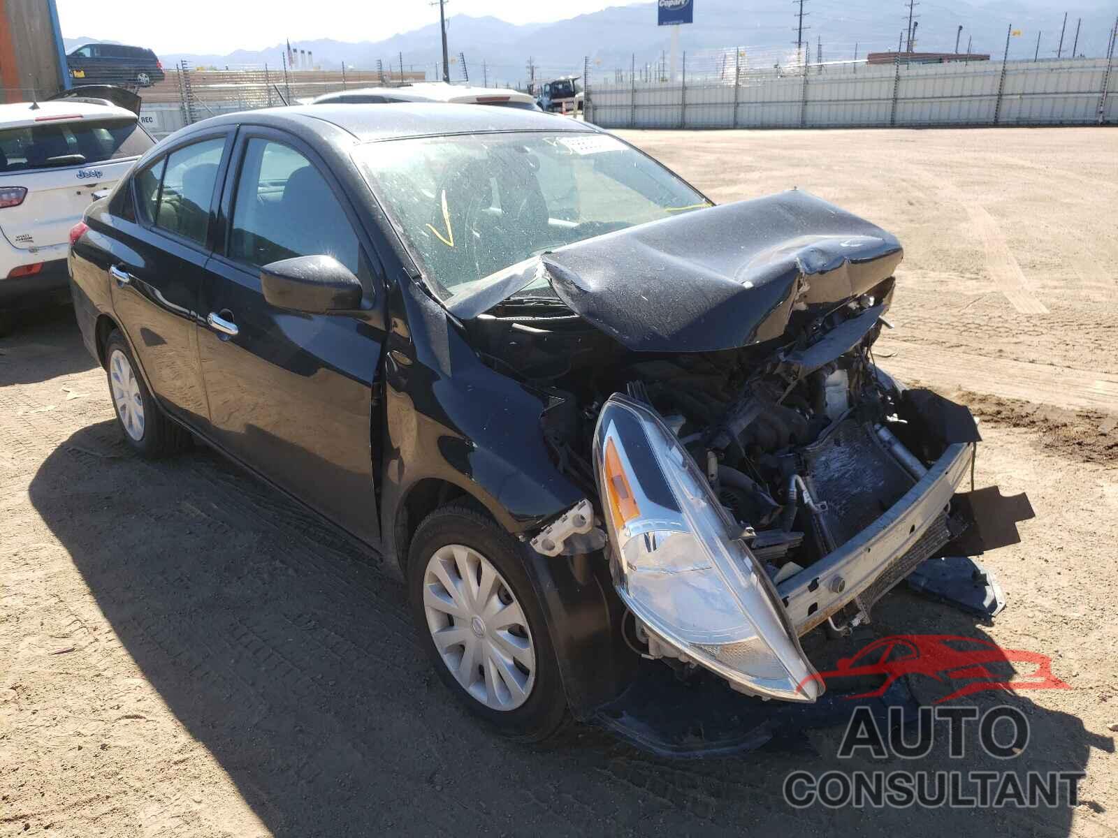 NISSAN VERSA 2018 - 3N1CN7AP0JL877422