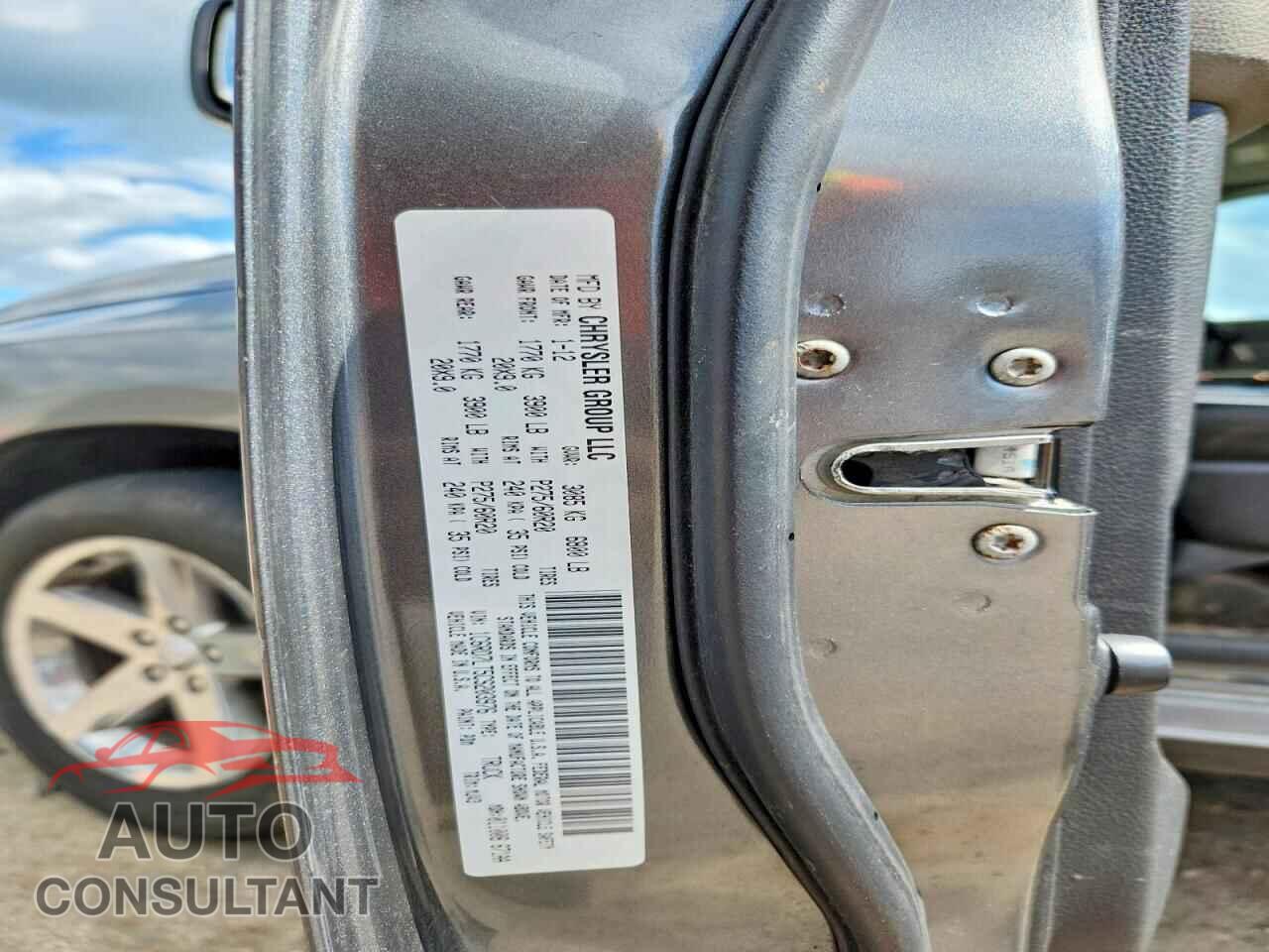 DODGE RAM 1500 2012 - 1C6RD7LT5CS203976