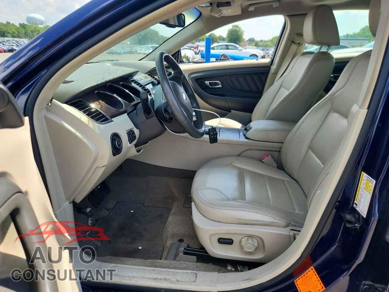 FORD TAURUS 2011 - 1FAHP2EW8BG156925