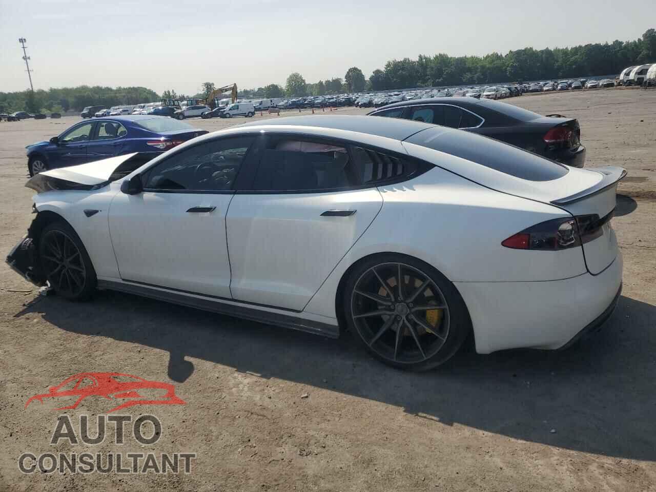 TESLA MODEL S 2019 - 5YJSA1E2XKF337365