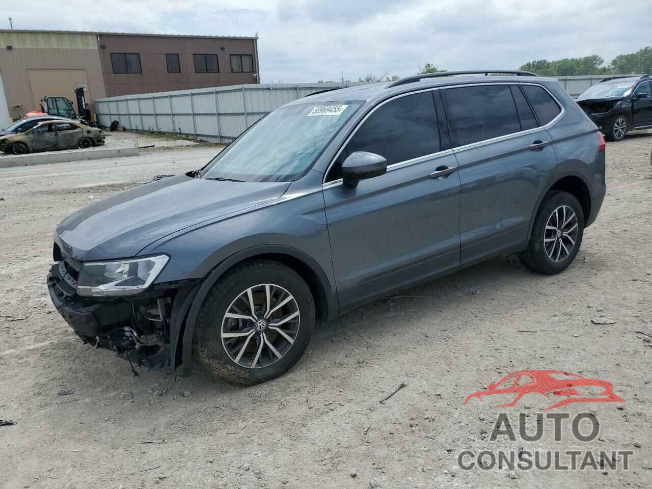 VOLKSWAGEN TIGUAN 2019 - 3VV2B7AX1KM198497