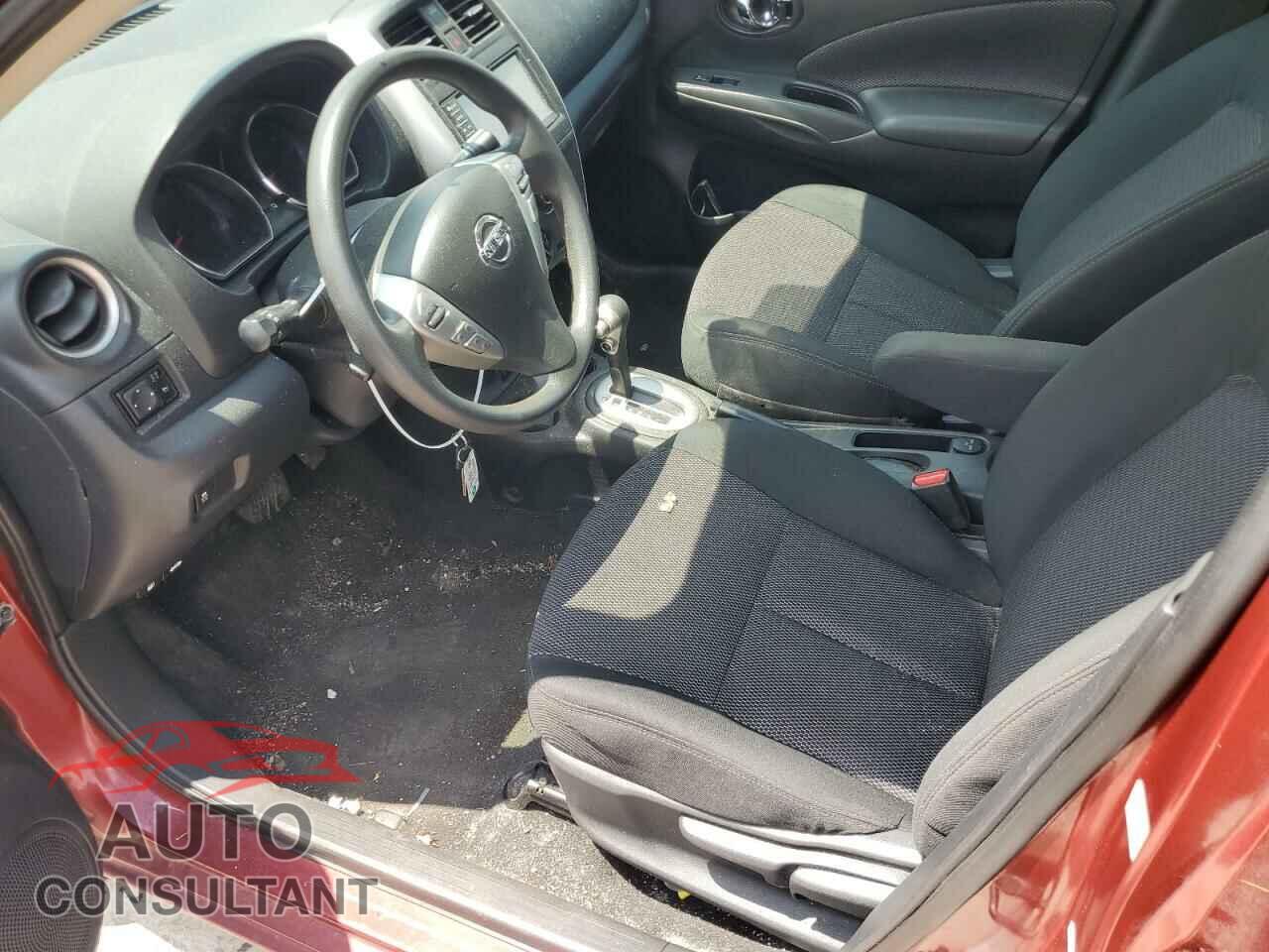 NISSAN VERSA 2019 - 3N1CN7AP3KL870109
