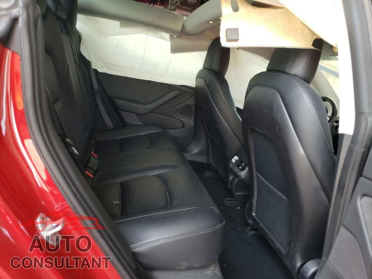 TESLA MODEL 3 2019 - 5YJ3E1EA0KF301121